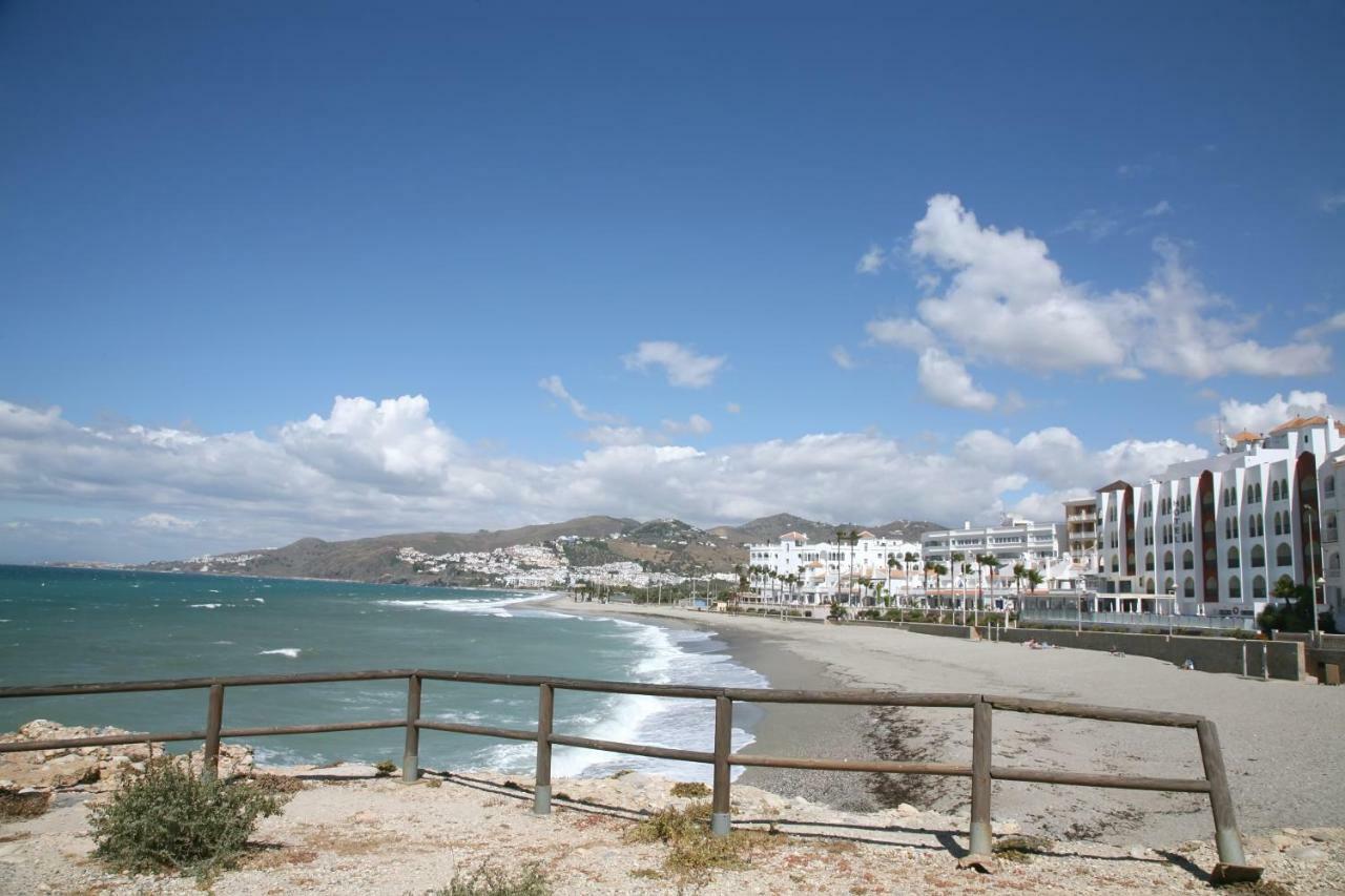 Apartamento Con Vistas En ネルハ エクステリア 写真